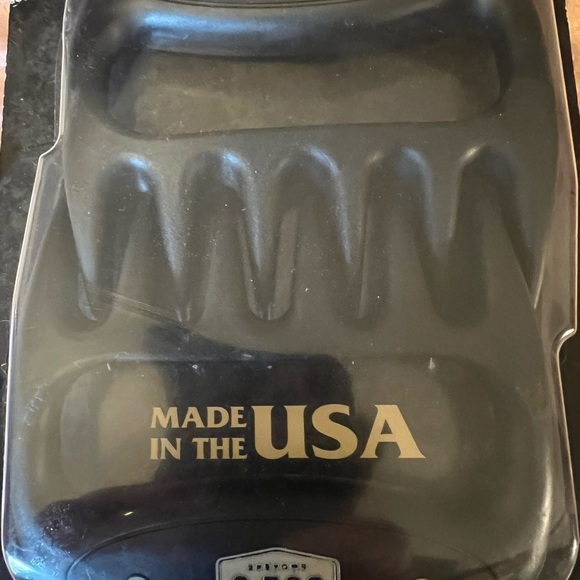 NWT Oklahoma Joes meat shredders - Picture 4 of 4